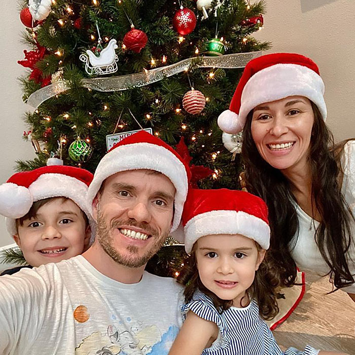 Brancoala e família no Natal